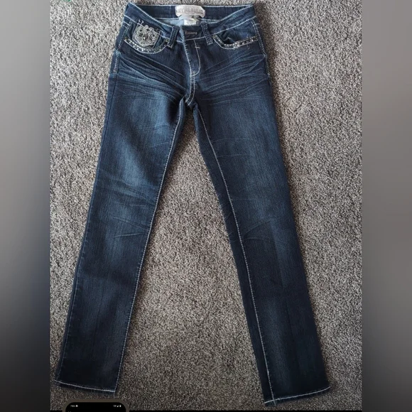 Women's dark wash jeans bundle - Picture 8 of 11